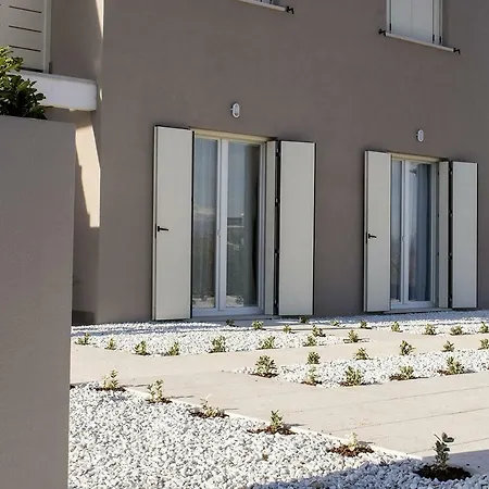 Konukevi Home Suites Home 2*